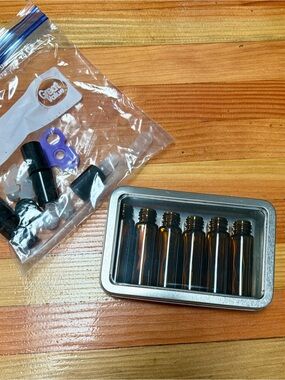 Amber Glass Roller ball 10ml bottles Refillable Travel Vials in metal case